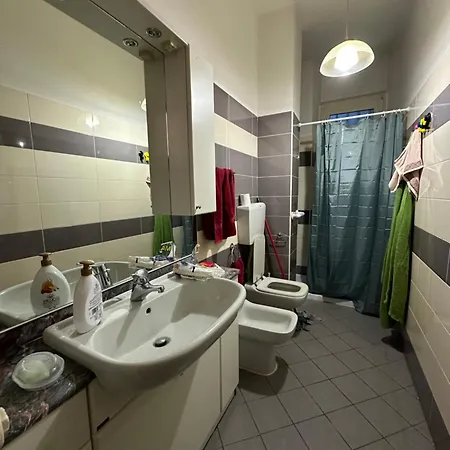 Affittacamere - Private - H24 Self Check-in Guest house *